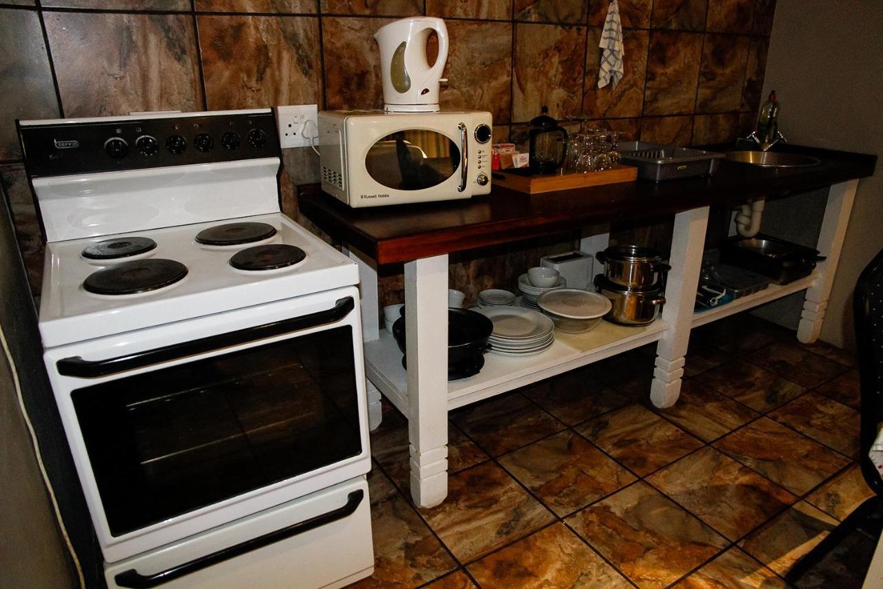 Ikaia River Lodge Keimoes Екстериор снимка