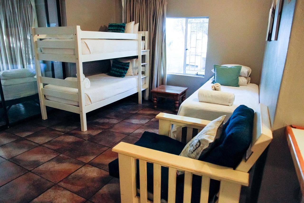 Ikaia River Lodge Keimoes Екстериор снимка